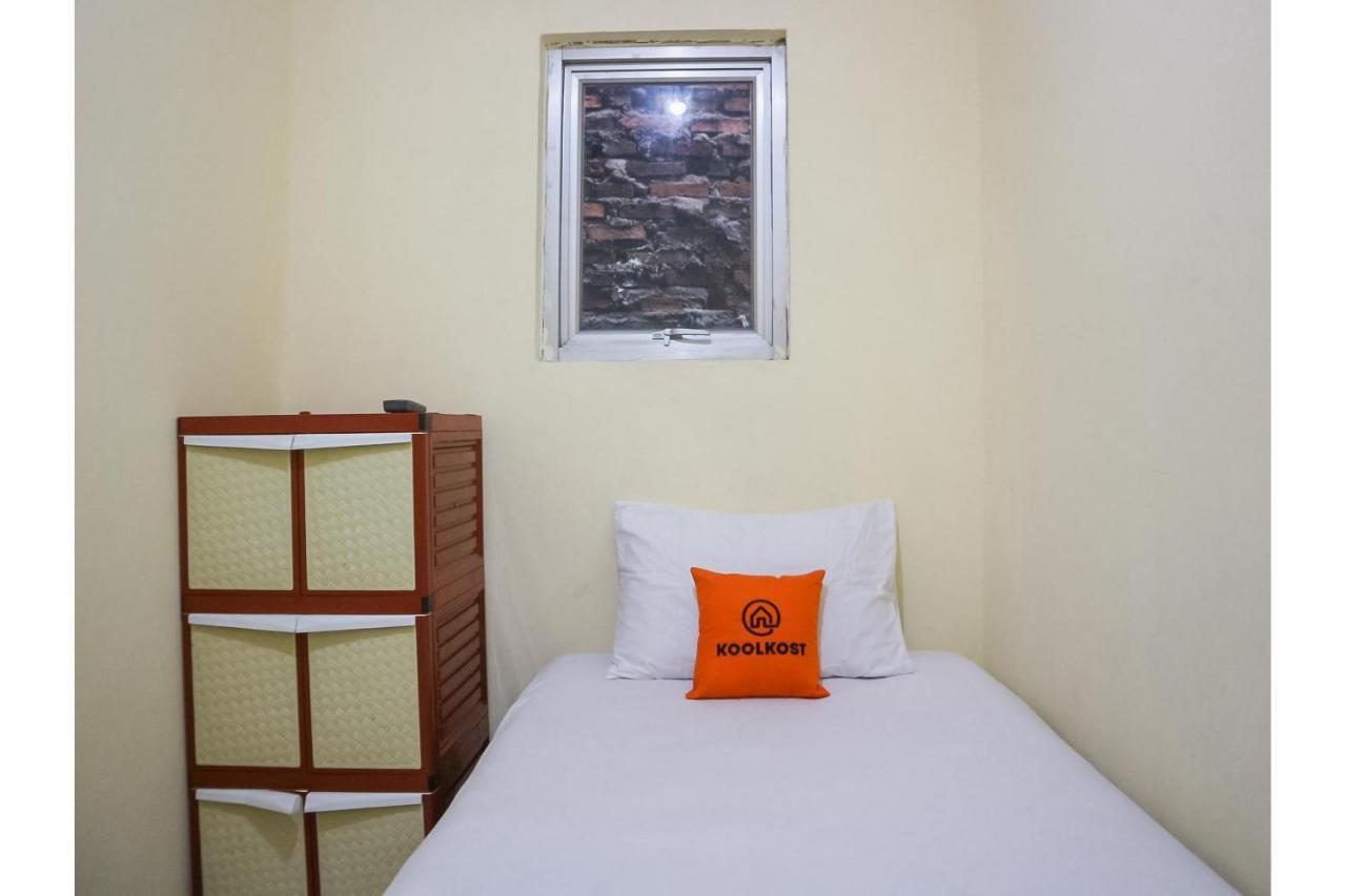 KoolKost near RS Graha Kedoya Hotel Jakarta Bagian luar foto